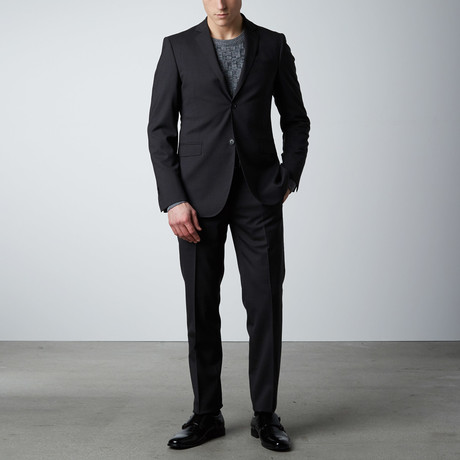 Pierre Balmain // Two Piece Suit // Textured Dark Grey (Euro: 46)