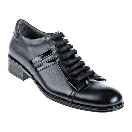 Lace-Up Dress Shoe // Black (Euro: 39)