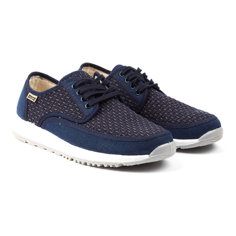 Gti Textured Sneaker // Navy (Euro: 40)