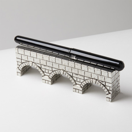 Thought Aqueduct Pen Holder