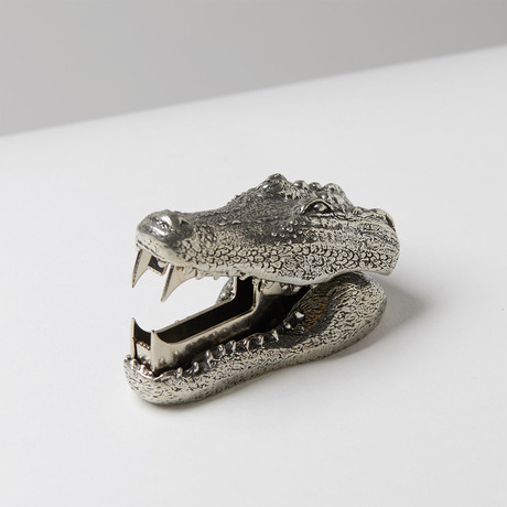 Snapping Gator Staple Remover