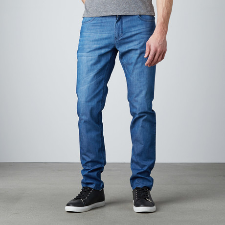 Isaac 5-Pocket Straight-Slim Faded Jeans // Blue (32WX32L)