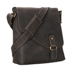 Hunter Distressed Leather Messenger // Brown