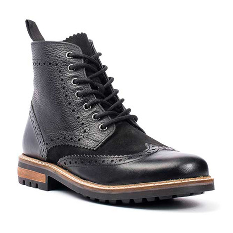 Chandler Lace-Up Boot // Black (US: 7)