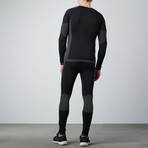 Akka Thermo Underlayer // Black + Grey (XS)