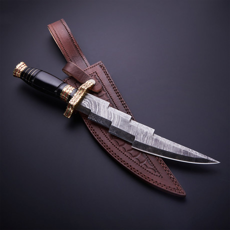 Damascus Steel Hunting Knife + Sheath // Black Horn