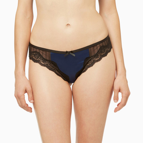 Opulence Thong // Sapphire (XS)