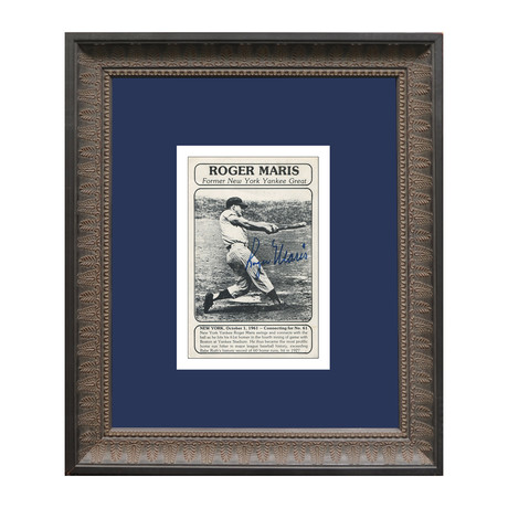 Roger Maris Signed 61st Home Run Card Display