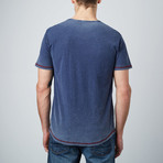 Mack Long Curved Hem Tee // Navy (M)