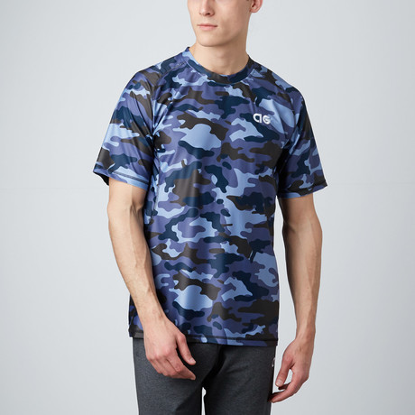 Short-Sleeve Compression Shirt // Grey Camo (XS)