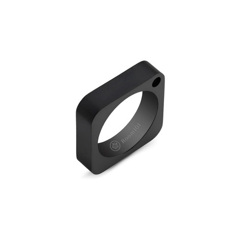 Square Ring // Black (Size 8)