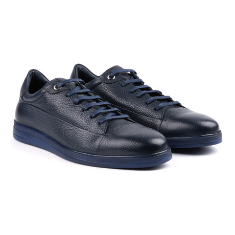 Lightweight Lace-Up Sneaker // Black (UK: 6)