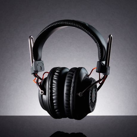 TR-70 // Open Ear Headphones (80 ohms)