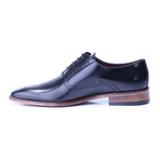 Perforated Toe Patent Oxford // Black (Euro: 41)