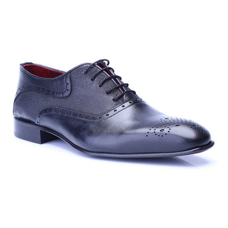 Mixed Texture Perforated Toe Oxford // Black (Euro: 39)