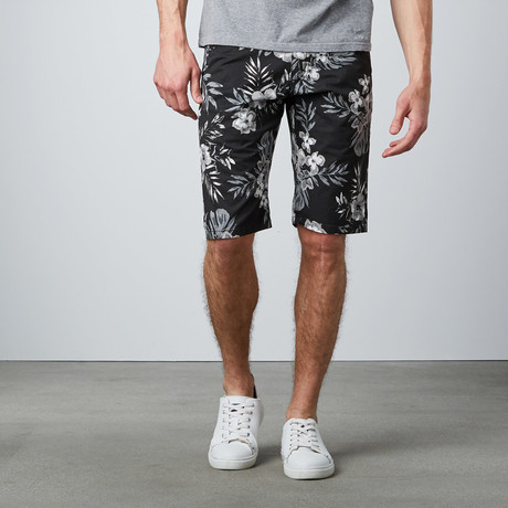 Floral Casual Shorts // Black + White (30)