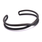 Twisted Bangle // Matte Black (7" Wrist)