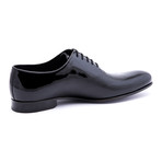 Textured Wing-Tip Oxford // Black (Euro: 40)