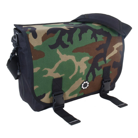 Messenger Diaper Bag (Basic Camouflage)