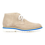 Contrast Sole Suede Chukka // Cappucino (Euro: 40)