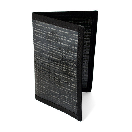 Navigator Passport Holder (Black Pearl)