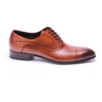 Medallion-Toe Oxford // Tobacco (Euro: 40)