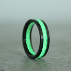 Apollo Carbon Fiber Ring // Emerald (Size 7)