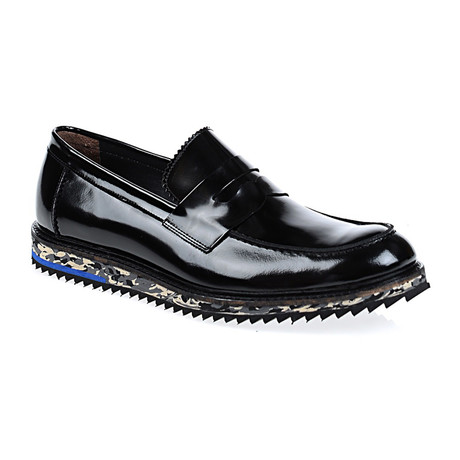 Textured Sole Patent Pennyloafer Sneaker // Black (Euro: 40)