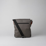 Urban Light Crossbody // Grey