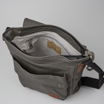 Urban Light Crossbody // Grey