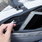 DaySling // Space Gray