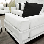 Nubis // Loveseat // White (Black + Black)