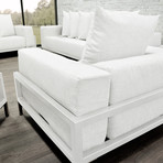 Nubis // Loveseat // White (Black + Black)