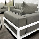 Nubis // Sofa // White (Black + Black)