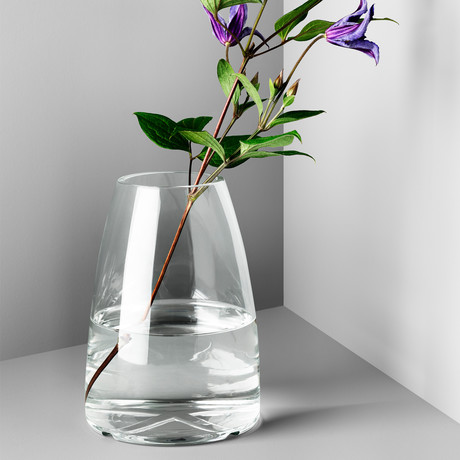 Bruk Vase