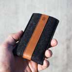 Classic iPhone Sleeve // Grey + Tan (iPhone 6/6S/7)