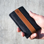 Classic iPhone Sleeve // Grey + Tan (iPhone 6/6S/7)