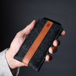 Classic iPhone Sleeve // Grey + Tan (iPhone 6/6S/7)