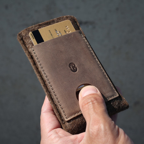 Card Wallet Sleeve // Deep Caramel (iPhone 6/6S/7)