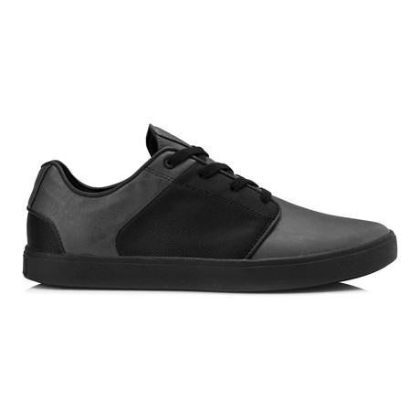 Santos Low-Top Sneaker // Charcoal + Black (US: 7)