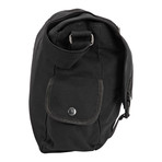 The Challenger Charging Backpack // Black