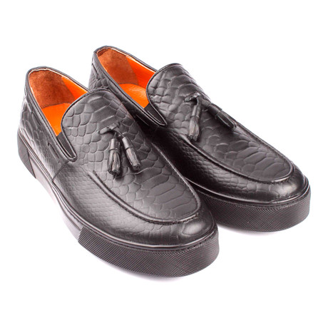 Snake Embossed Leather Tassel Loafer Sneaker // Black (Euro: 39)