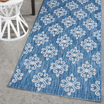 Veranda Vega Transitional Rug // Indigo (2'7"L x 7'3"W)