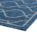 Veranda Villa Transitional Rug // Indigo (2'7"L x 7'3"W)