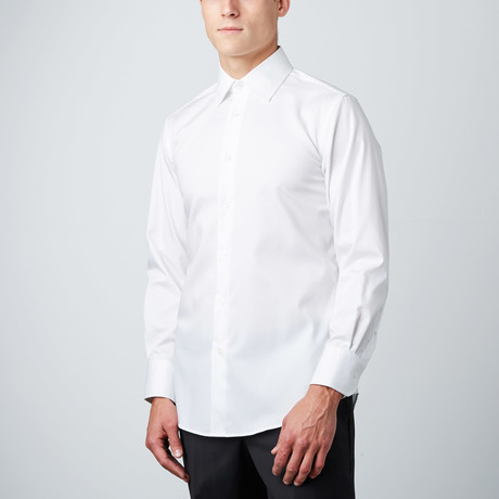 Classic Fit Button-Up Shirt // White (M)