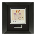 Taylor Swift // 1989 // Autographed
