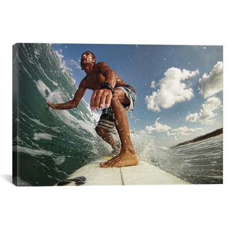 Surfer // Assaf Gavra