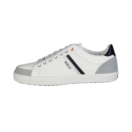 Wilmot Low-Top Sneaker // White (Euro: 40)