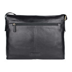 Helvellyn Leather Messenger // Black // Medium