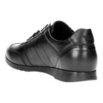 Pieced Textured Sole Lace-Up Sneaker // Black (Euro: 38)